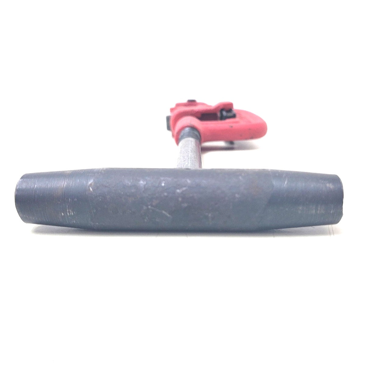 Used No 2 Cast Steel Capacity 1/2" to 2.5" Pipe Cutter - Very Good Condition