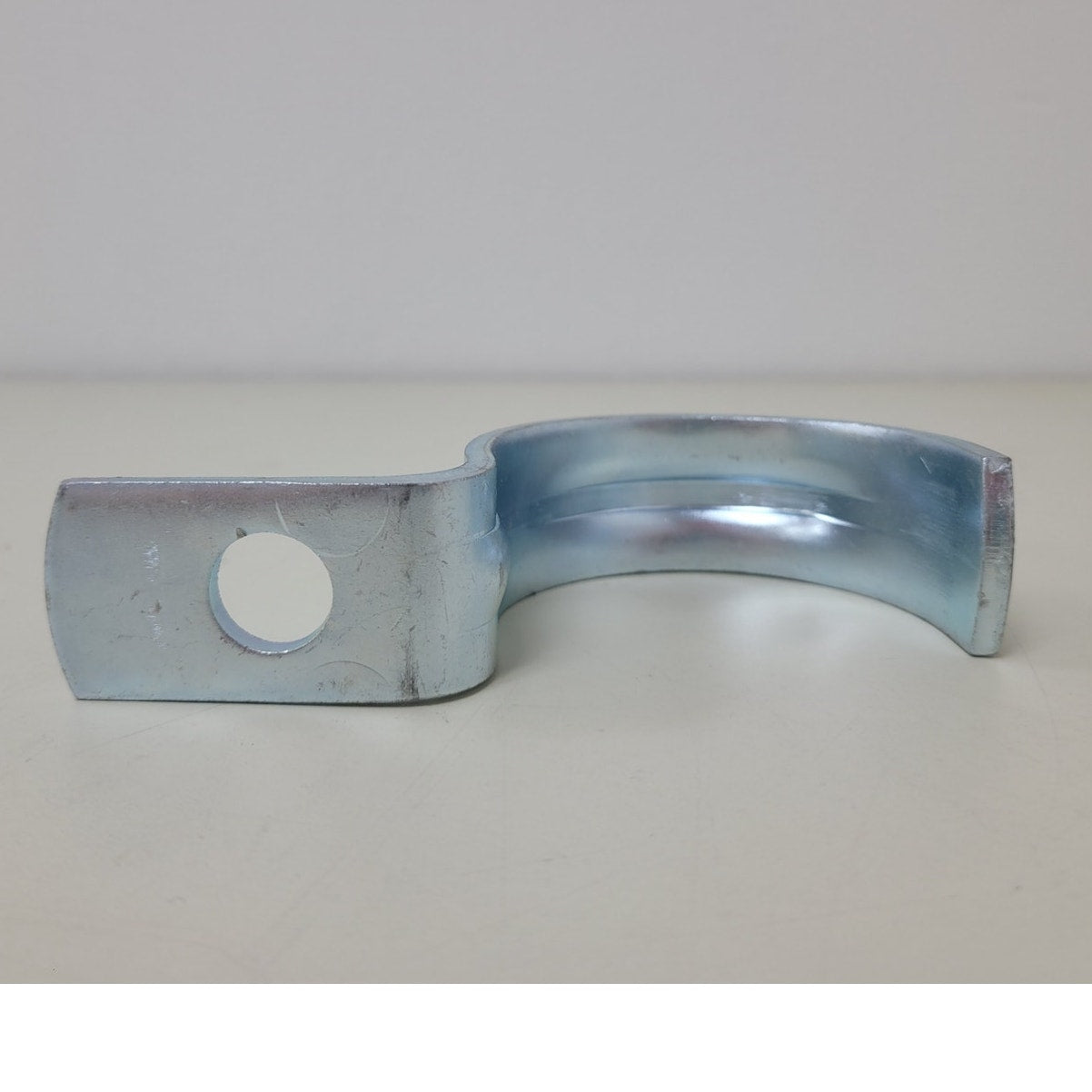 2 New Jiffy 2.5" Metal Pipe Strap H-32 One Hole EMT Fittings