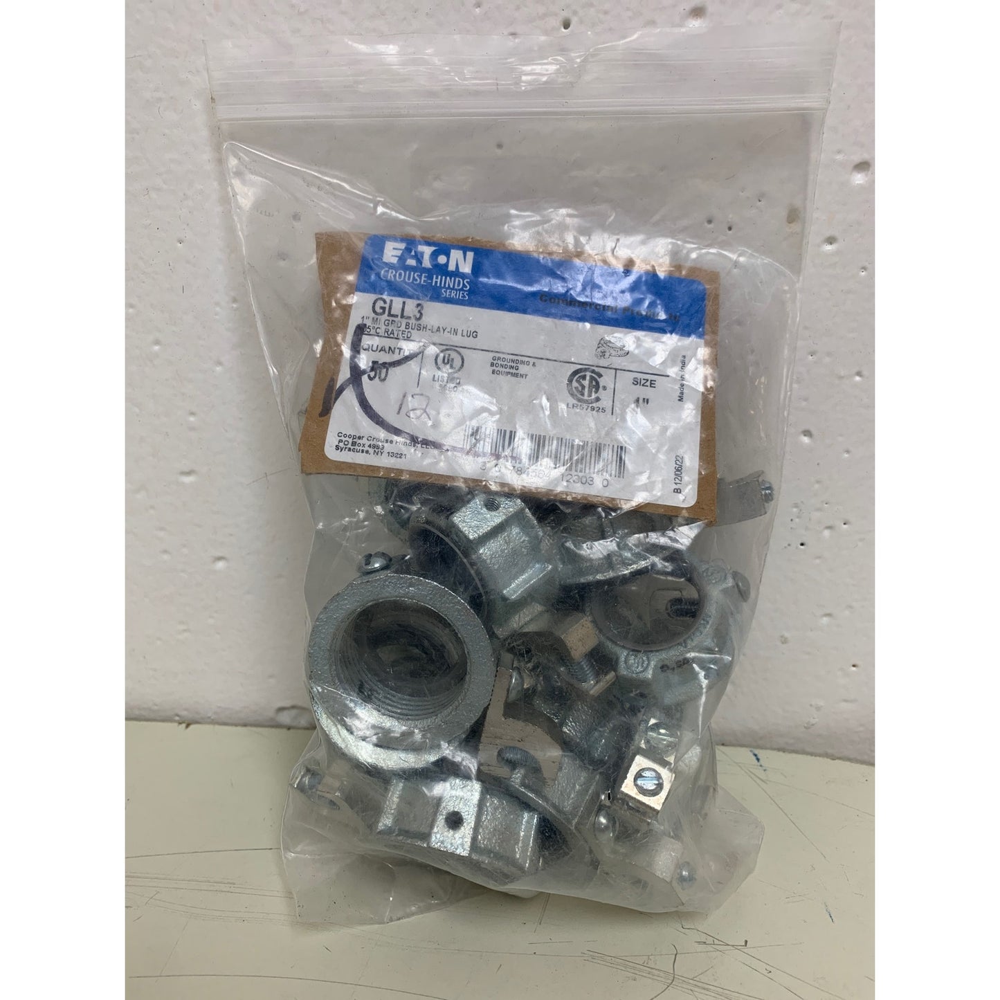 12 New Eaton Commercial Products Insulated Ground Bushing GLL3 1" MI Lay In Lugs