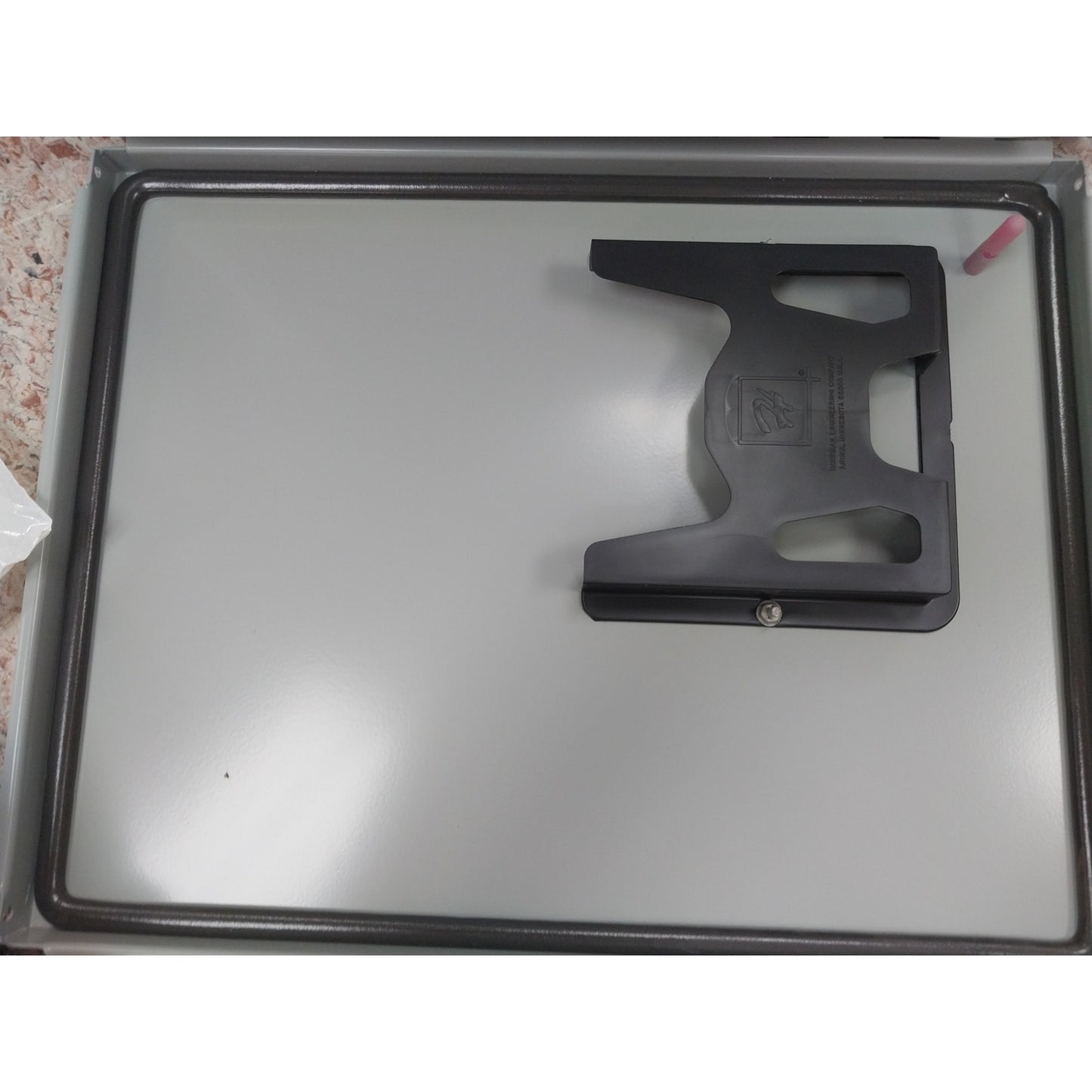 New Nvent Hoffman Metal Industrial 20" X 16" X 10" Control Panel Enclosure
