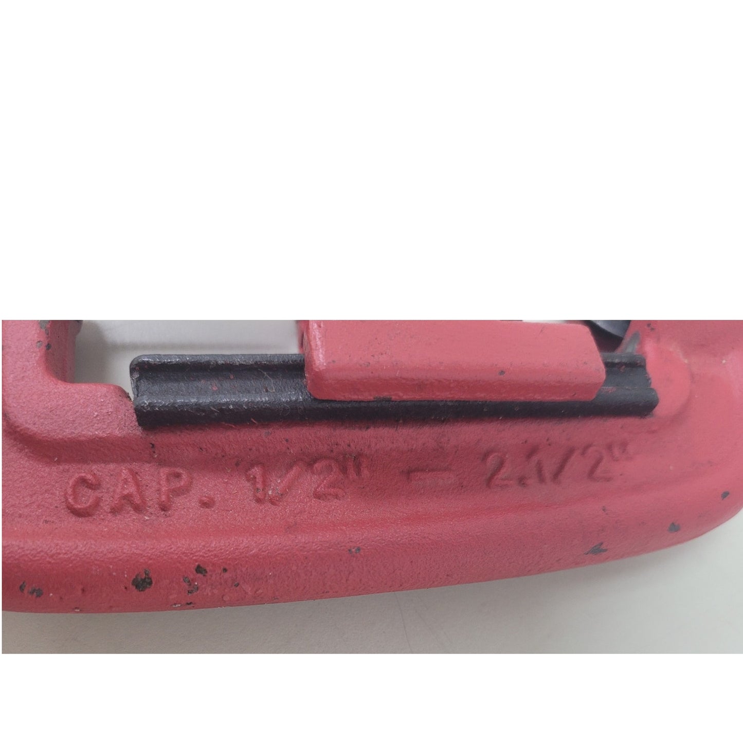 Used No 2 Cast Steel Capacity 1/2" to 2.5" Pipe Cutter - Very Good Condition