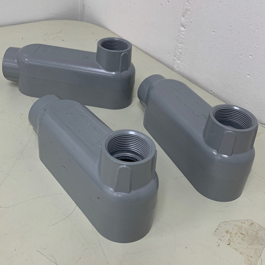 3 New Appleton Form 85 Aluminum Conduit Body Type LB125-A 1.25" Threaded