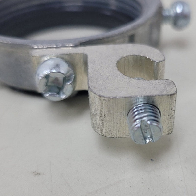 6 New Grounded Insulated 1.5" Zinc Metallic Grounding Bushings