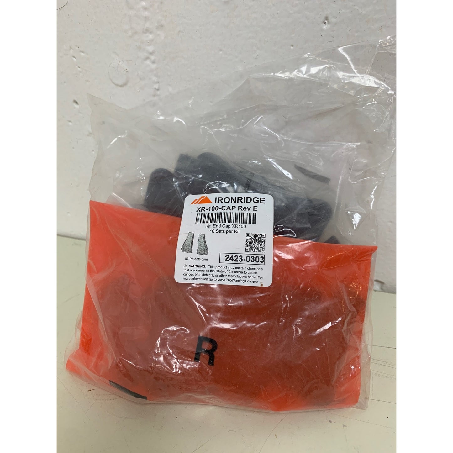 New Ironridge XR-100-CAP Rev E Black Plastic End Cap 10 Set Solar Panel End Kit
