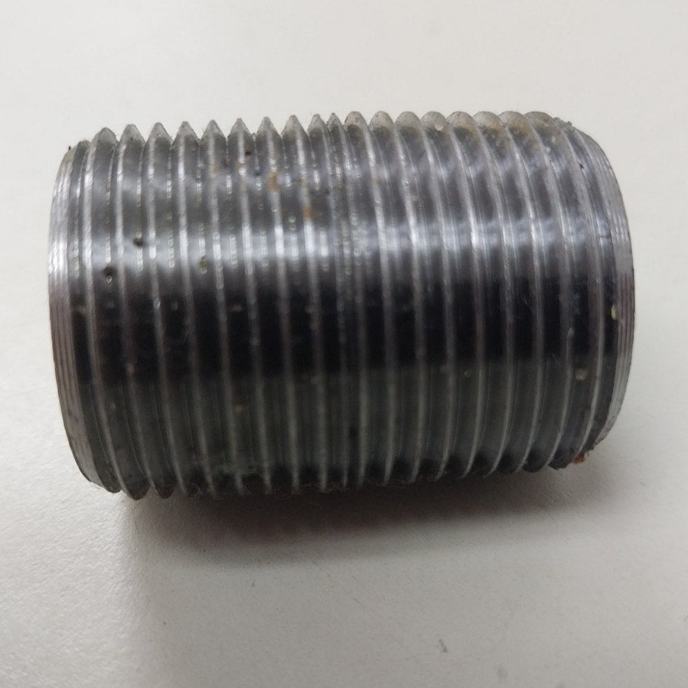 6 New 1.5" by 1" Threaded Steel Close Pipe Nipples New Without Original Package