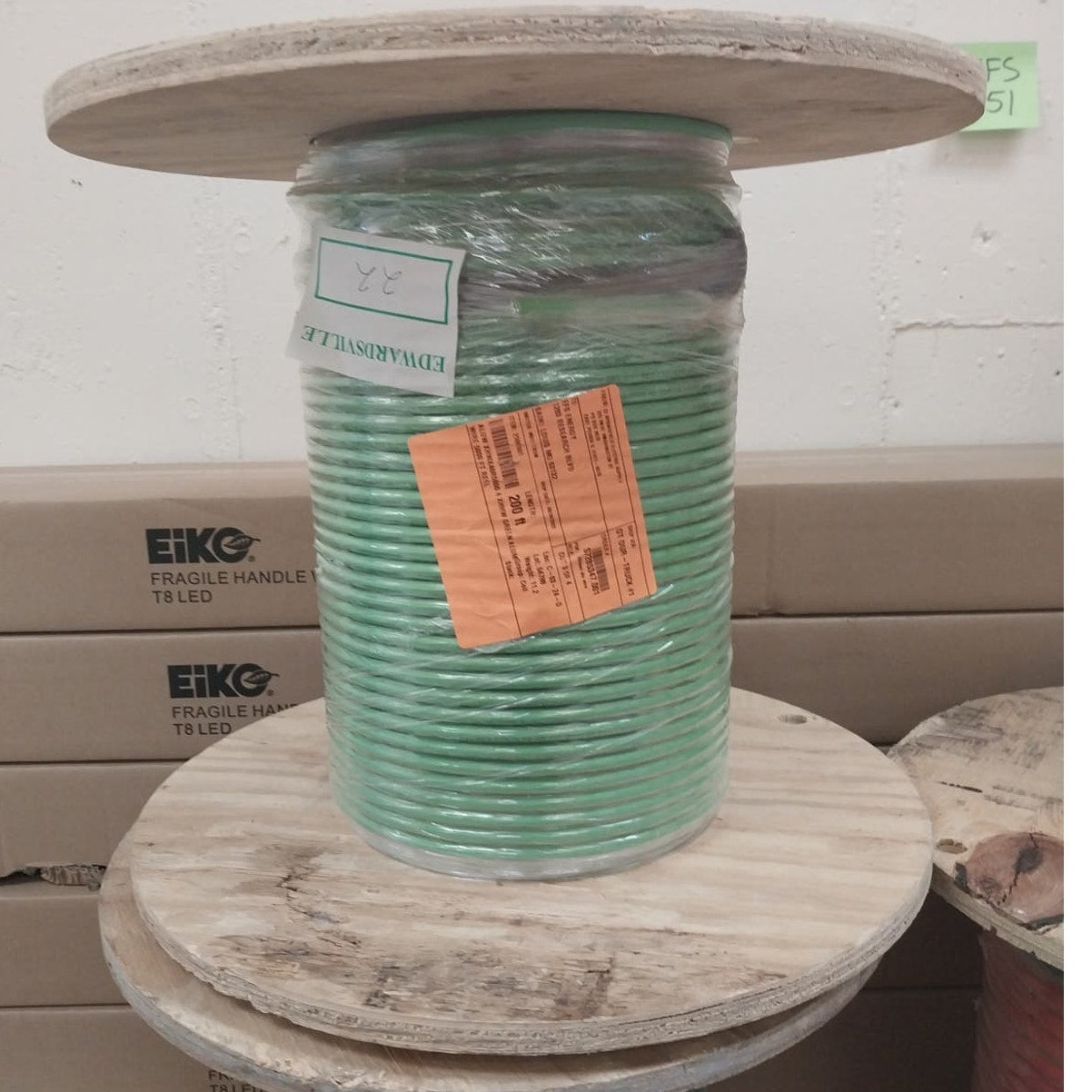 New Wooden Spool of 200 Feet Green 3/0 AWG Aluminum Electrical Wire