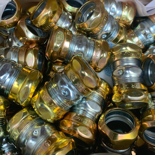 50 New Thomas & Betts 3/4" Compression Couplings for EMT Conduit Original Box