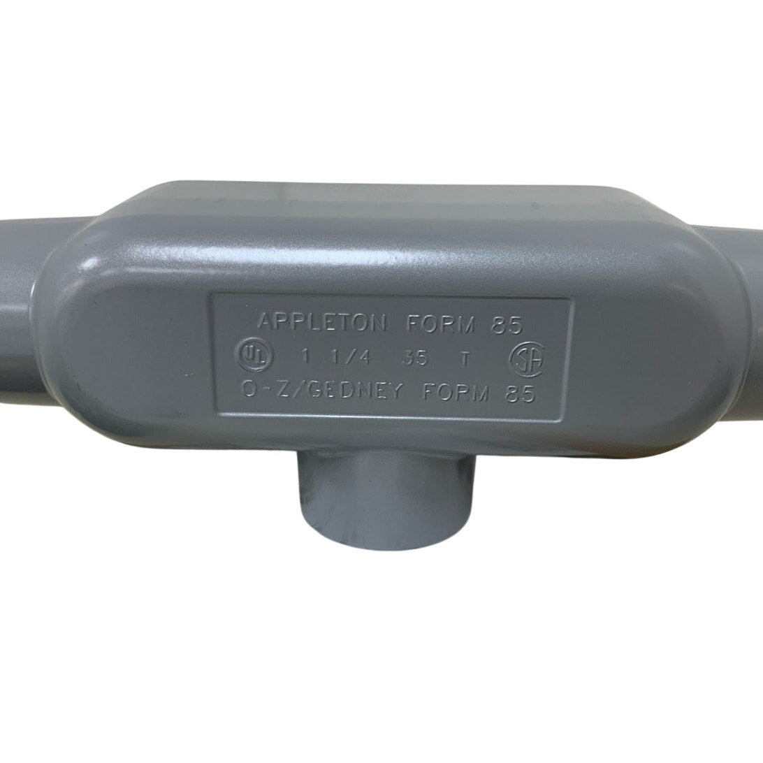 New In Box Emerson T125-A Form 85 1.25" Aluminum T Conduit Body
