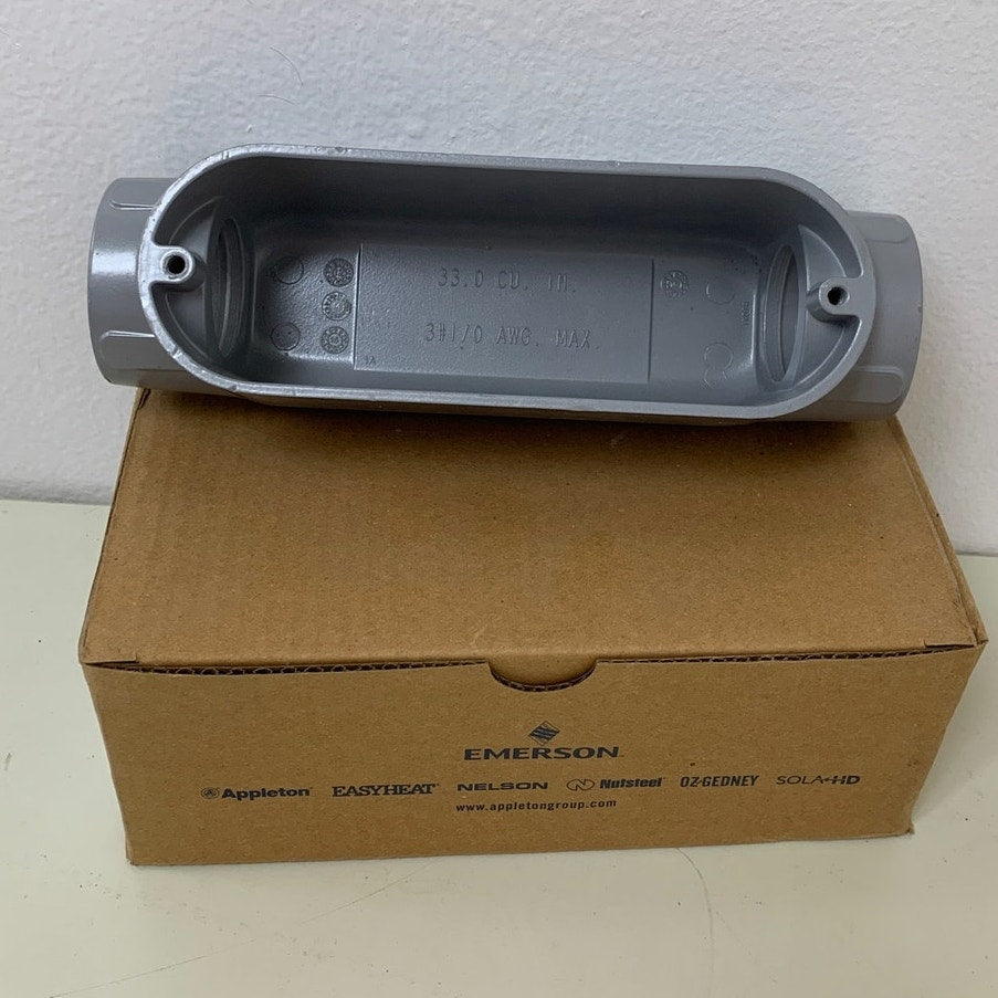 New Appleton Form 85 Aluminum Conduit Body Type C150-A 1.5" Threaded For Rigid