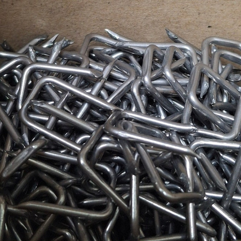 430 New Thomas & Betts 1/2" Steel Staples Open Box Type NM Cable 2.5" Wide Max