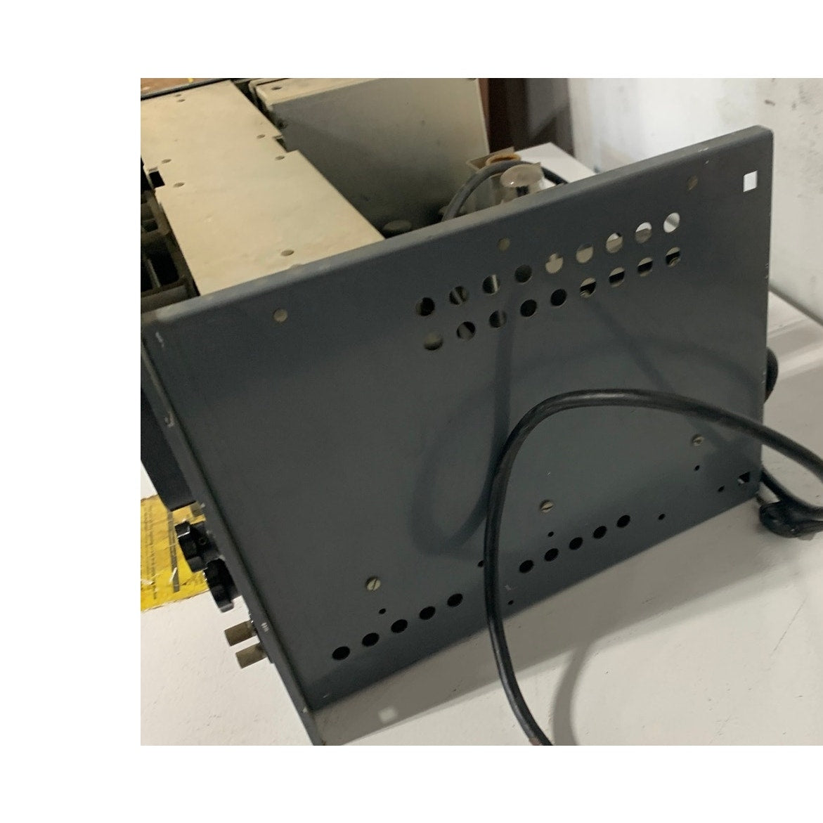 Hewlett-Packard HP 330D Distortion Analyzer — Vintage Audio/RF Test Equipment
