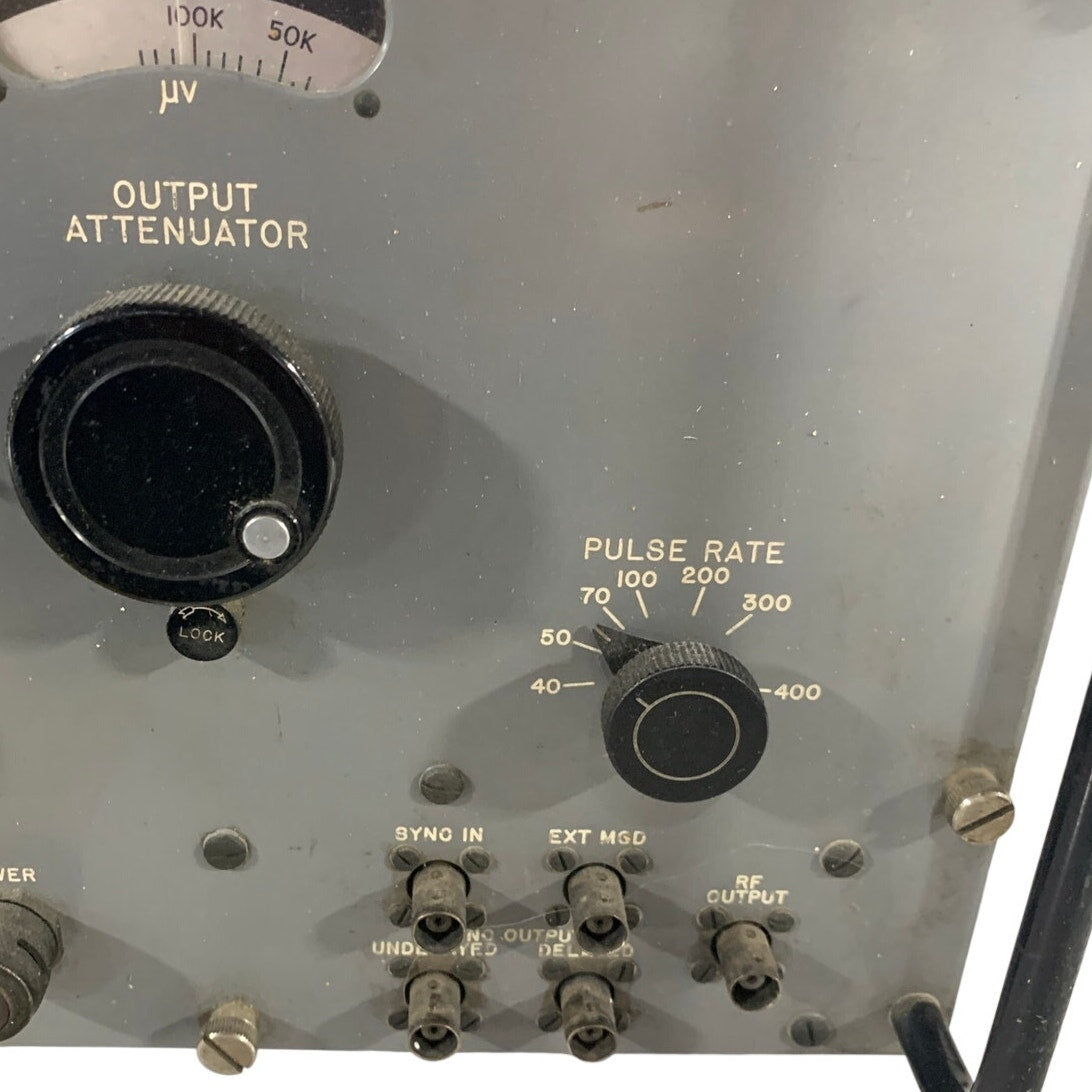 US Military TS-419/U Pulse Signal Generator — Vintage Military Surplus Test Equipment