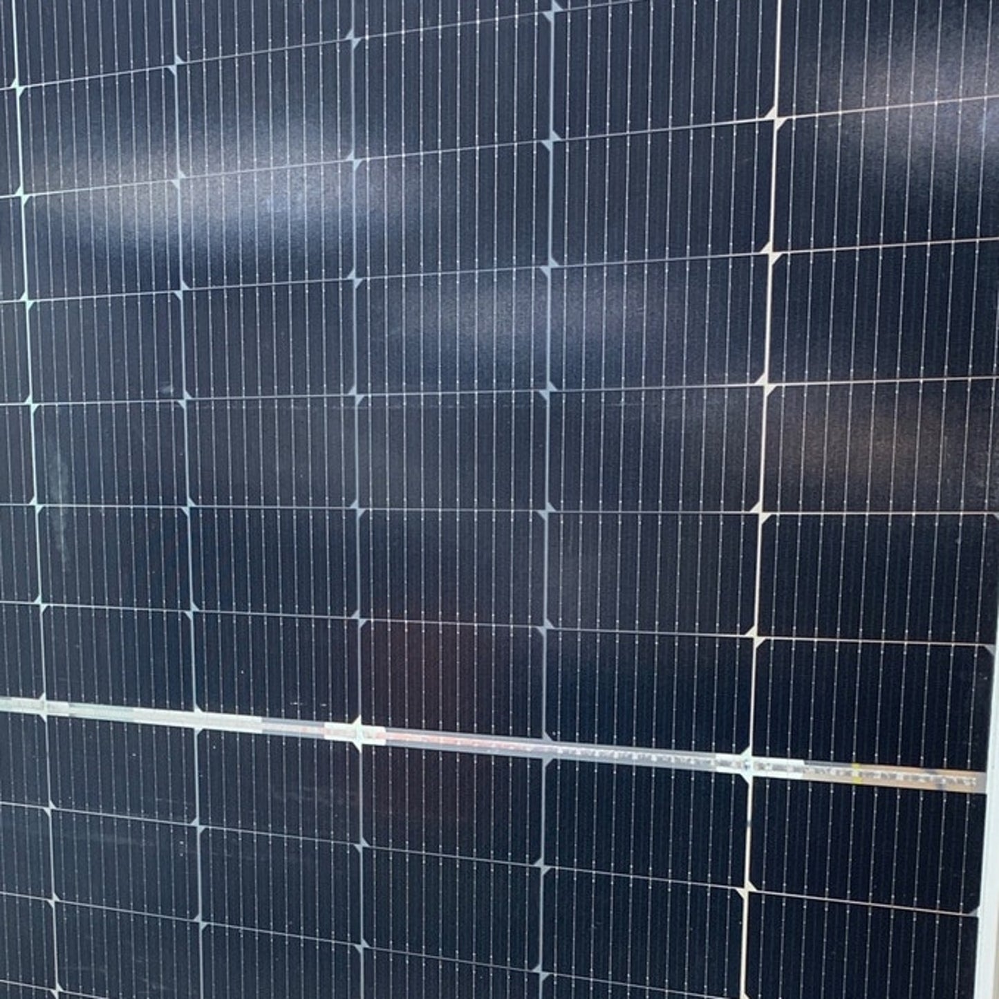 New Navitas 550W Bifacial Mono PERC Half Cut Module 144 Cell Solar Panel