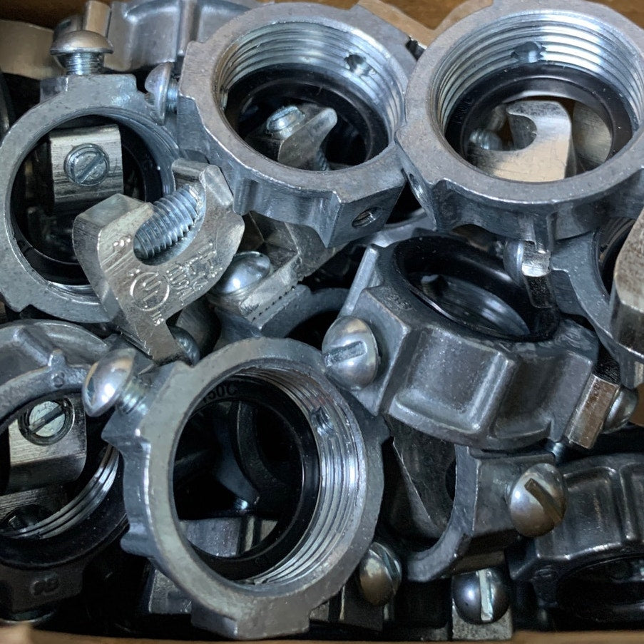 40 New In Box Eaton GLL2 DC 3/4" Zinc Ground Lay In Lug Bushings