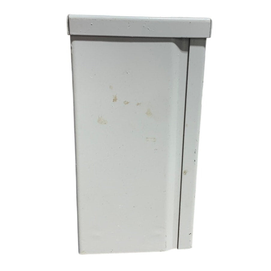 NEMA 3R Rainproof Electrical Enclosure Junction Box 8.5" x 8" x 4" VG Condition