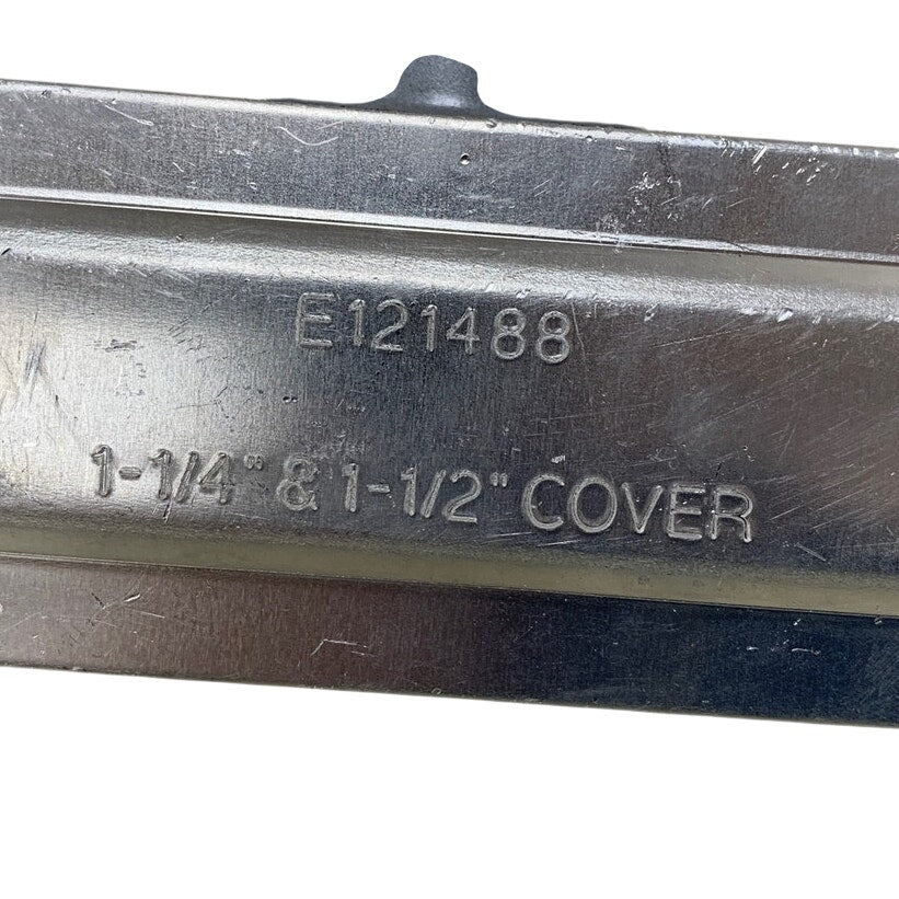 New Eaton Open Box E121488 1.25" Aluminum T Conduit Body With Cover & Gasket