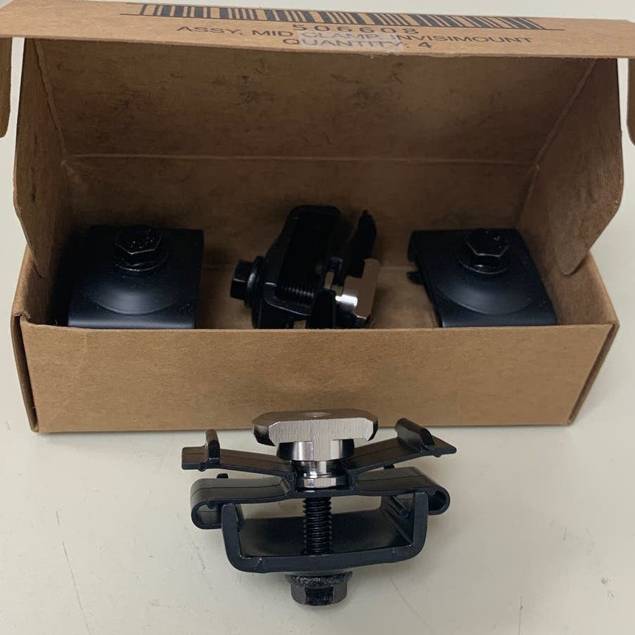 4 New Sunpower 506608 InvisiMount Residential PV Mounting System Mid Clamps