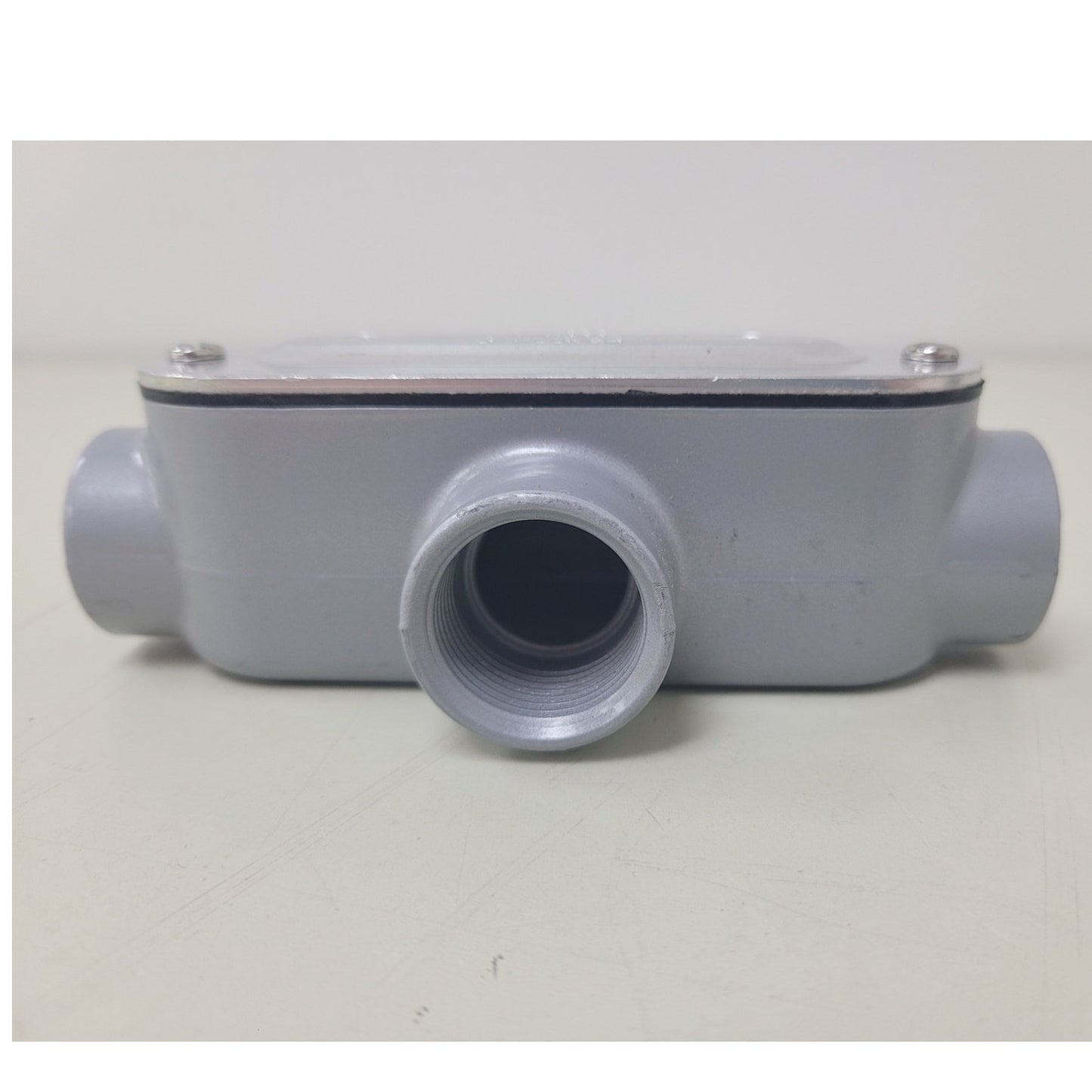 3 New Emerson Industrial 3/4" E121488 T-Type Aluminum Conduit Bodies W Covers