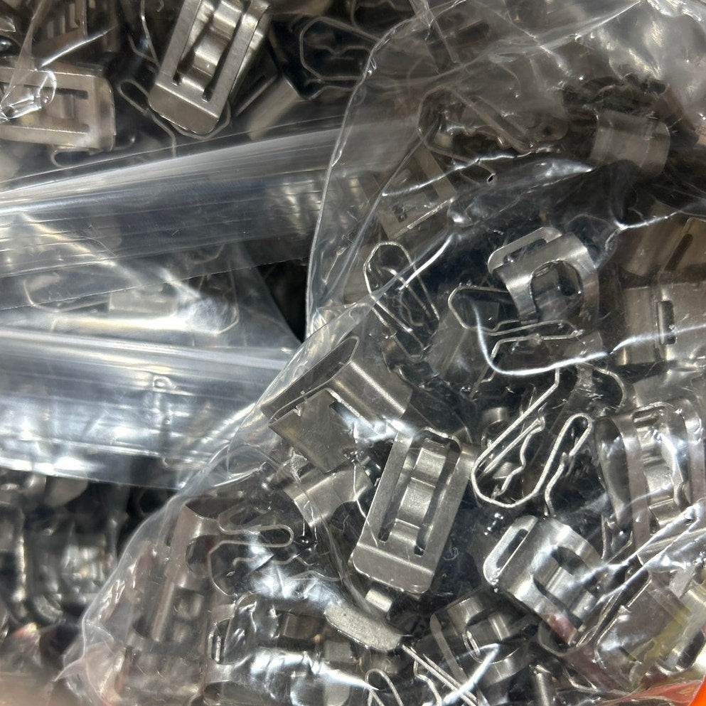 100 New Heyco S6445 Sunrunner Solar Panel Cable Clips 304 S/S