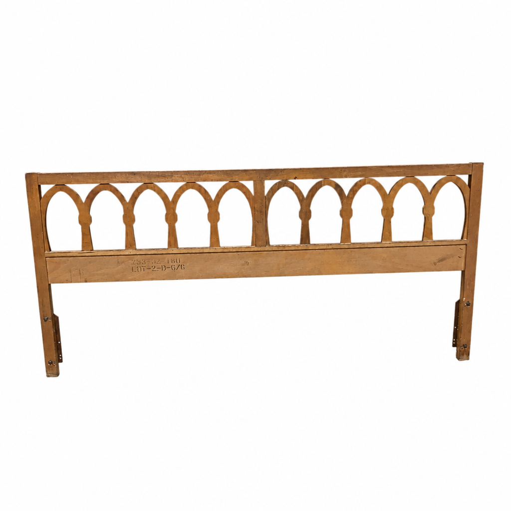 Headboard photo with sawhorses removed